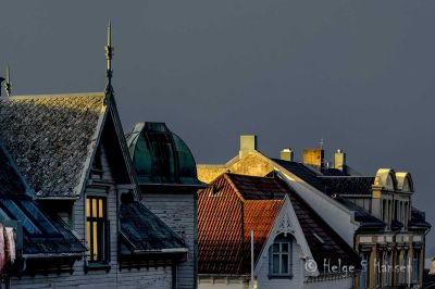 Arkitektur.
Det spirer på taket.
Keywords: Farsund