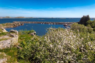 Kom mai du skjønne milde.
Keywords: Haugestranda;Haugviga