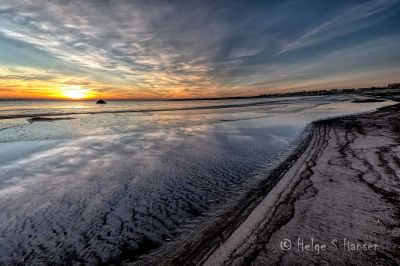 Kveldsstemning i Nordhasselvika
Keywords: Nordhasselvika;Bausje